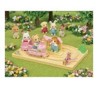 LA CRECHE ET LE JARDIN D'ENFANTS Le train tchou-tchou des bébés