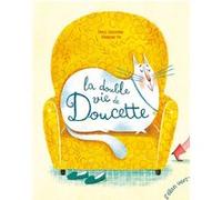 La double vie de la doucette Emilie Chazerand (Auteur), Amandine Piu (Auteur)