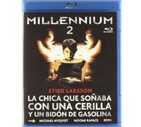 La Fille qui rêvait d'un bidon d'essence et d'une allumette (Flickan som lekte med elden) G