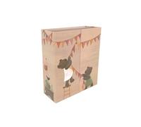 La garde robe avec le petit ours