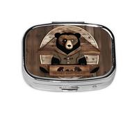 La mini boîte à médicaments carrée est adaptée pour mettre dans les poches ou les portefeuilles. Elle est facile à ouvrir et pratique. Ours rustique en forme de lodge