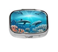 La mini boîte à médicaments carrée est adaptée pour mettre dans les poches ou les portefeuilles. Elle est facile à ouvrir et pratique. Les baleines sous la mer