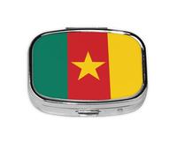 La mini boîte à pharmacie carrée est adaptée pour mettre dans les poches ou les portefeuilles. Elle est facile à ouvrir et pratique. Drapeau du Cameroun