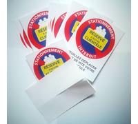 Labougitude.com Autocollants stationnement Interdit. Réservé à Notre clientèle. Lot de 100. Taille 10,5 x 14,8 cm.