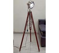 Lampadaire de cinéma industriel sur trépied en bois avec étagères réglables et spot vintage marron pour décoration de salon et de bar