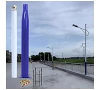 Lampadaire solaire extérieur avec cage d'armature pour un éclairage amélioré et une durabilité de montage de caméra