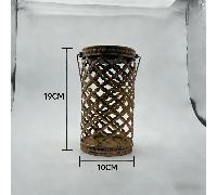 Lampe d'éclairage de jardin solaire pour l'extérieur, lampe d'éclairage de jardin en fer forgé ajouré de style ancien en rotin bronze, lampe d'ambiance solaire pour le camping 19*10 cmFer