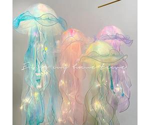 Lampe en forme de méduse créative - Lustre LED fantaisie - Méduse lumineuse - Lampe à suspendre - Lampe tendance à suspendre - Décoration de chambre à thème restaurant - Lampe de décoration d'ambiance