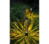 Lampe solaire en métal ajourée