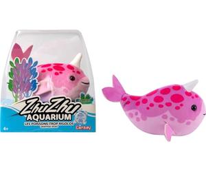 Lansay - ZHU ZHU Aquarium - Coral Le Narval - Rose - Peluche Douce & Interactive pour Enfants dès 4 Ans - Mini Univers sous Marin Enchanté - Animal Intéractif Rigolo - Pas Besoin d'eau