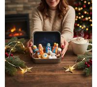 LatoYard Mini crèche traditionnelle dans une boîte en étain, décoration de Noël compacte pour voyage de bureau, affichage de vacances sacrées, 9,5 x 6 cm
