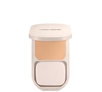 LAURA MERCIER - Real Flawless Feather Matte Powder Foundation - Foundation 2W Crème Caramel 7.6 g
