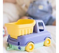 Le camion benne made in france en matière recyclée de mr renard