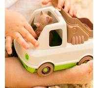 Le camion pompier made in france en matière recyclée de mr renard