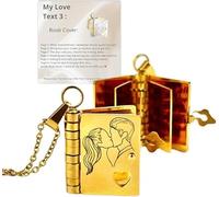 Le collier livre « Je t'aime » est un collier réglable en argent gravé de 6 pages d'informations, idéal pour les femmes.