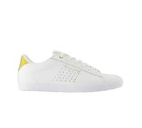 Le Coq Sportif - Lucie - Baskets Basses Femme Cuir Textile Caoutchouc Semelle Adhérente pour Usage Urbain Confort Quotidien Design Contemporain - Taille 40 - Blanc Optique et Détails Gold