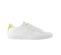 Le Coq Sportif - Lucie - Baskets Basses Femme Cuir Textile Caoutchouc Semelle Adhérente pour Usage Urbain Confort Quotidien Design Contemporain - Taille 37 - Blanc Optique et Détails Gold
