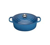 LE CREUSET, Cocotte Signature en Fonte Émaillée avec Couvercle, Ø 25 cm, Ovale, Compatible avec Toutes Sources de Chaleur (Induction Incluse), Capacité : 3.2 L, 3.672 kg, Bleu Marseille