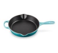Le Creuset Skillet profond en fonte émaillée Signature avec poignée d'assistance et deux becs verseurs, 26 cm, 2 litres, Bleu Caraïbes, 20187261700422