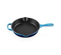 Le Creuset Skillet profond en fonte émaillée Signature avec poignée d'assistance et deux becs verseurs, 26 cm, 2 litres, Azure, 20187262200422