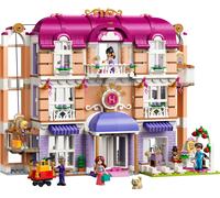 Le grand hôtel de Heartlake City