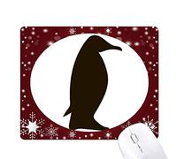 le portrait noir animal tapis de souris en hiver flocon de neige