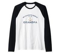 Le présentateur de The Family Favorite People Call Me Grandpa Gramps Manche Raglan