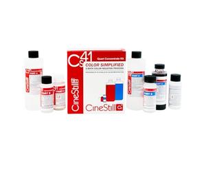 Le Titre proposé est : CineStill CS41 Liquid Developing Quart Kit pour Le Traitement du Film négatif de Couleur C-41