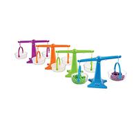 Learning Resources Jeu de 4 balances à Plateaux empilables de, Balance à Deux Plateaux Transparents pour liquides et Solides, Balance pour Enfants Facile à Monter, Base de Rangement compacte