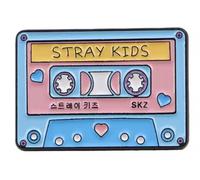 Lee Know JUREUMI Stray Kids Corée du Sud Corée du Sud Music Boy Pop Band SKZ Cassette Tape Badge en émail 3 cm