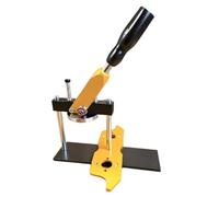 LeeQinersw Machine Rotative à Fabriquer s Badges avec Base en Métal Stable et Poignée Noire Confortable pour un Usage Manuel Facile Dans les Petits Ateliers Bricolage et Boutiques