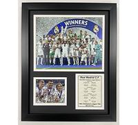 Legends Never Die, Inc. Real Madrid CF | Vainqueur de l'UEFA Champions League 2021-2022 | Collage photo encadré 30,5 x 38,1 cm