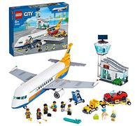 LEGO 60262 City L’Avion de Passagers, Jouet de Construction Terminal et Camion, Jeu pour les Enfants de 6 ans et plus