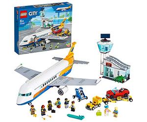 LEGO 60262 City L’Avion de Passagers, Jouet de Construction Terminal et Camion, Jeu pour les Enfants de 6 ans et plus