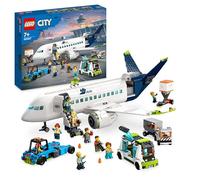 LEGO 60367 City L’Avion de Ligne, Jeux de Construction, Maquette d'avion pour Noël, avec Véhicules de l'Aéroport : Bus, Remorqueur, Chargeur, Camion à Bagages et 9 Minifigurines, Cadeau