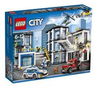 LEGO® City - Commissariat de Police - 894 pièces - Garçon et Fille - A partir de 6 ans