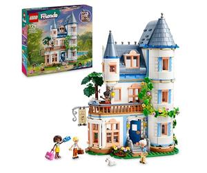 LEGO Friends La Chambre d’Hôte dans Un Château - Set pour Enfants dès 12 Ans - avec 4 Mini-poupées, Un Chien et des Accessoires - Idée de Cadeau pour Adolescents Garçons et Filles 42638