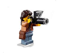 LEGO Outdoor Minifigure: Nature Photographer (Female with Long Lens Camera) 60202