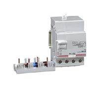 Legrand 07461 - Bloc diff adapt DX - Lexic à vis - 4P/400V/32A/typeAC/300mA