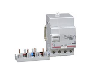 Legrand 07461 - Bloc diff adapt DX - Lexic à vis - 4P/400V/32A/typeAC/300mA