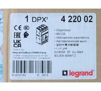 Legrand 4 220 02 Disjoncteur magnétothermique DPX³630 3P 36kA 400V 400A. 422002