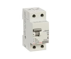 Legrand 402036 Disjoncteur FI 25 A, 30 mA courant résiduel disjoncteur/RCD, 2 broches - 25 A/30 mA - 1 pièce