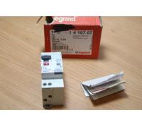 Legrand Disjoncteur différentiel Dx3 25A Courbe C 30 mA 2 pôles Type AC Vis/Vis 6 kA G