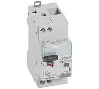 Legrand 410886 Disjoncteur différentiel monobloc DX³6000 10kA arrivée haute et départ bas à vis, U+N 230V, 32A typeF, 300mA