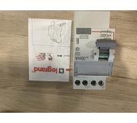 Legrand Interrupteur différentiel DX³-ID 2P 230V 40A Type A 30 mA arrivée et départ haut à vis