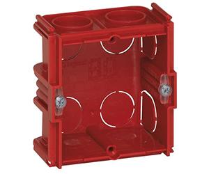 LEGRAND Boîte maçonnerie 1 poste 40mm, Batibox, 71x71mm, rouge, IP20 | Carré71x71mm, profondeur40mm, maçonnerie brique, 1poste 2modules, plastique rouge, IP20, 12entrées gaines