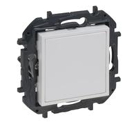 LEGRAND Couvercle aveugle pour installation encastrée, gamme Niloé Step, couleur blanc, 398306B