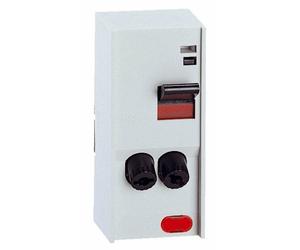 Legrand - Interrupteur Pac - bipolaire - avec voyant - puissance maxi 4600W | 20A, bipolaire 2 pôles, saillie, avec voyant, puissance maxi 4600W, capot verrouillé en circuit fermé, coupure fusible 20kA