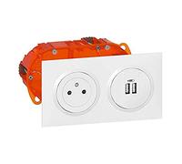 LEGRAND | Kit Prise De Courant 2P+T Avec Chargeur USB, Gamme Dooxie, Design Encastré Blanc, Charge Rapide Pour Deux Appareils, Livré Complet Avec Plaque Et Boîte D'Encastrement