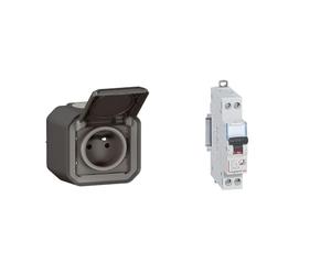 LEGRAND - Prise Etanche IP55 avec Terre Plexo - Prise 2P+T 16A Complète avec Volet & Disjoncteur Phase + Neutre 230V DNX³ - Pouvoir de Coupure 3000A - 16A Courbe C